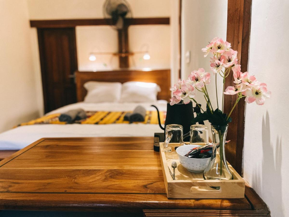 Cool Breeze Authentic Hotel Labuan Bajo Komodo 외부 사진