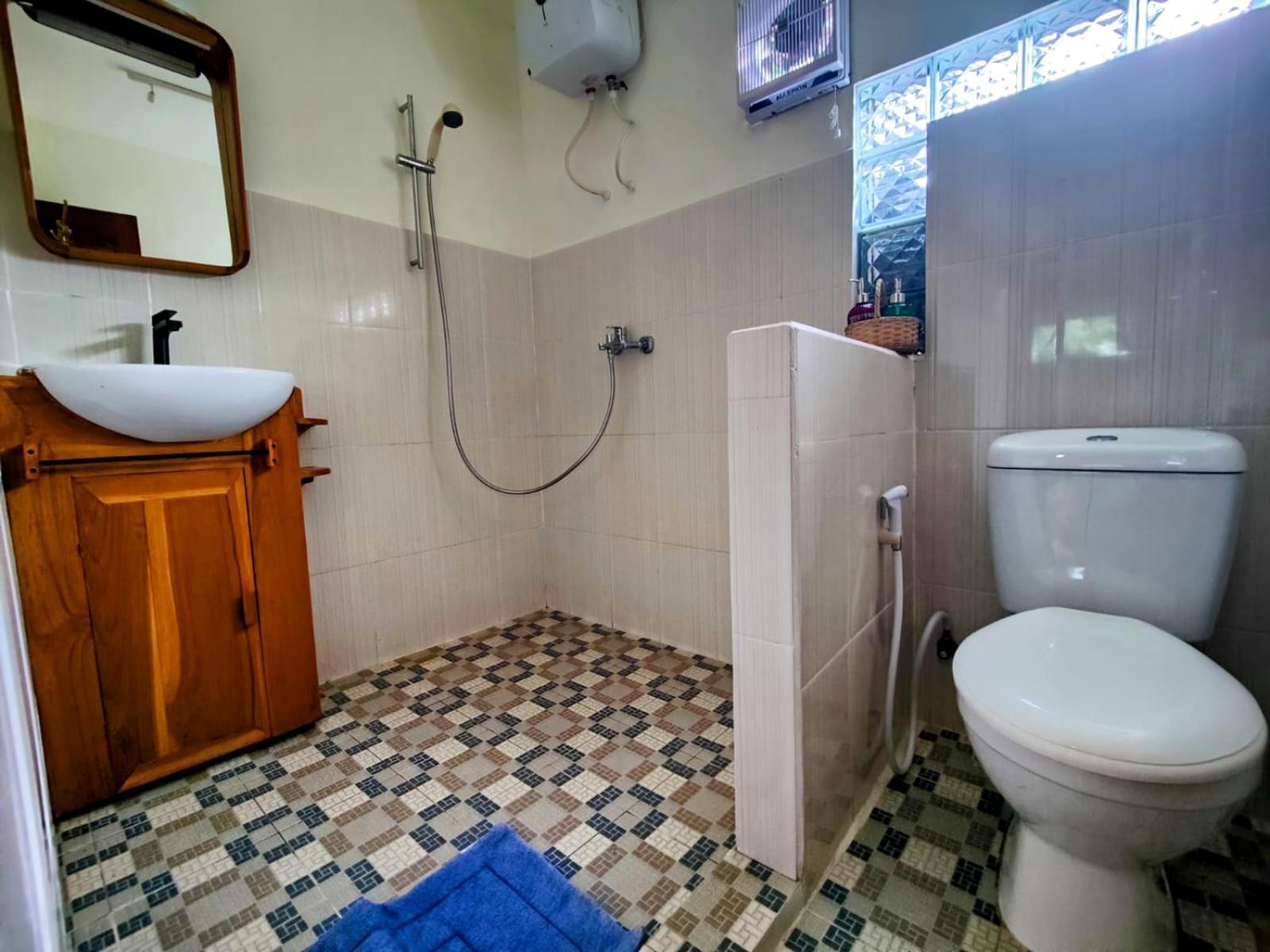 Cool Breeze Authentic Hotel Labuan Bajo Komodo 외부 사진